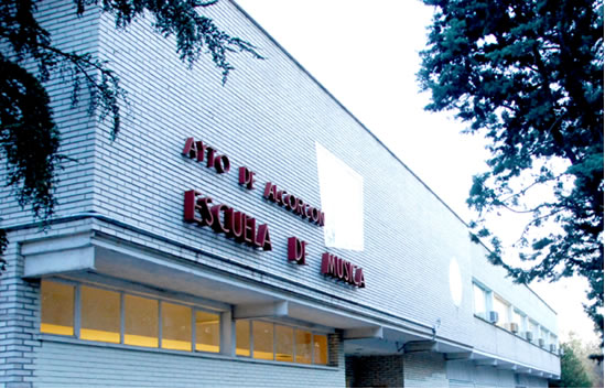 El Gobierno Municipal deja a la ciudadanía de Alcorcón sin varios cursos por falta de profesorado