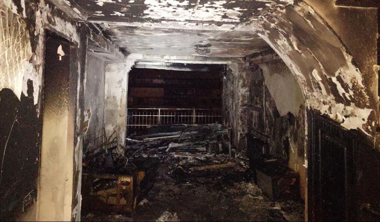 El Partido Popular de Alcorcón abandona en la calle a la familia que perdió la vivienda en un incendio