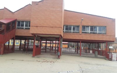 Las goteras del CEIP San José de Valderas son una pesadilla para el alumnado