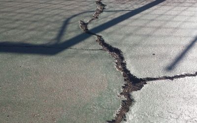 Los patios de los colegios en riesgo por el abandono del Ayuntamiento